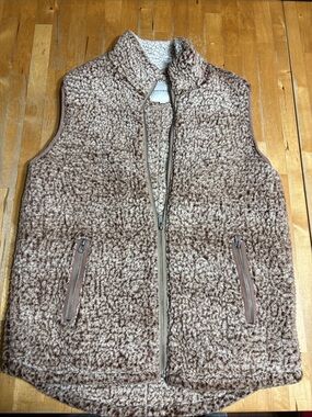 Thread & Supply Plush Sherpa Vest